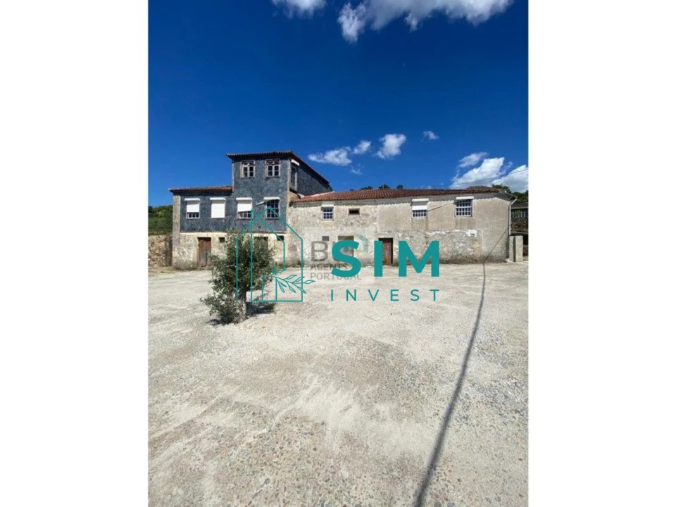 Quinta T5 para Venda em Lamego (Almacave e Sé) Foto 1