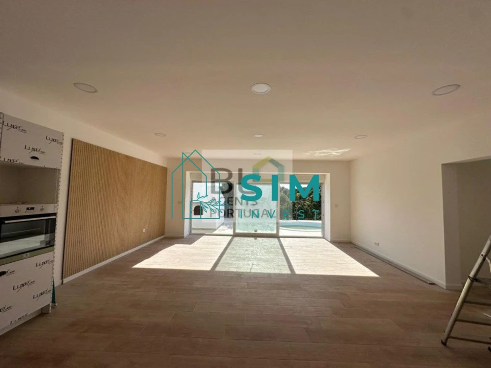 Moradia T3 para Venda em Querença, Tôr e Benafim Foto 7