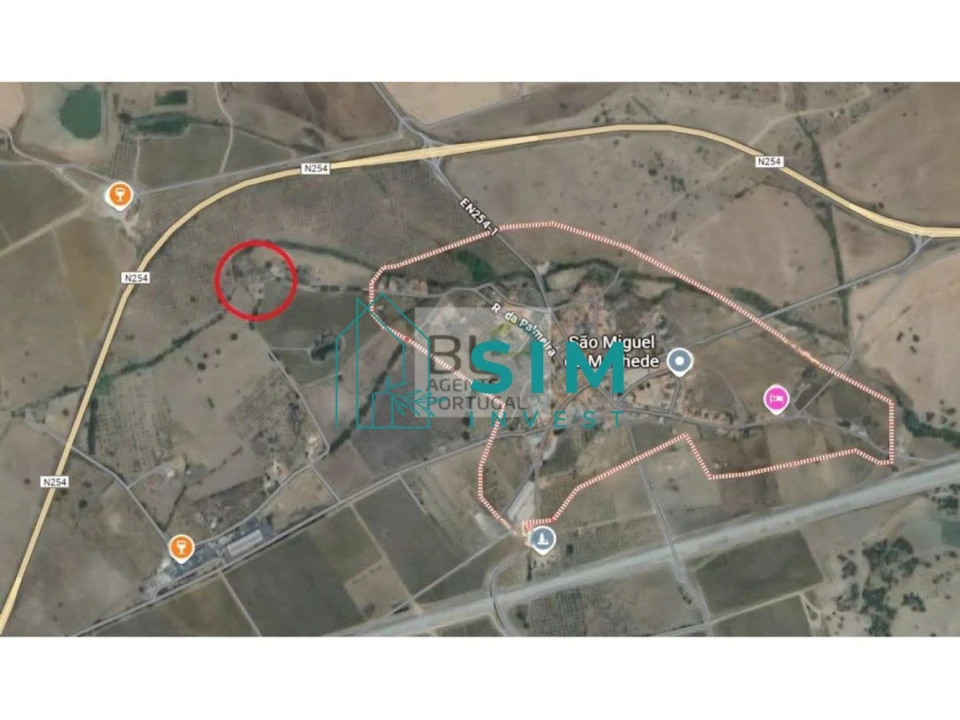 Quinta T4 para Venda em São Miguel de Machede Foto 3