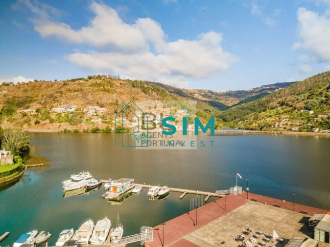 Terreno para Venda em Freigil e Miomães Foto 12