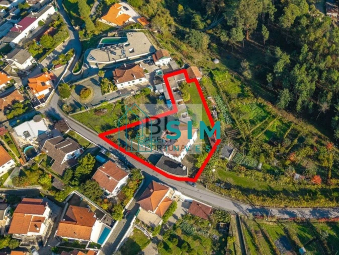 Moradia T6 para Venda em Amarante (São Gonçalo), Madalena, Cepelos e Gatão Foto 2