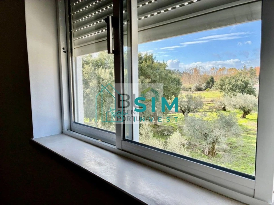 Apartamento T3 para Venda em Amiais de Baixo Foto 3