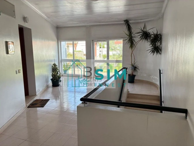 Apartamento T3 para Venda em Amiais de Baixo Foto 2