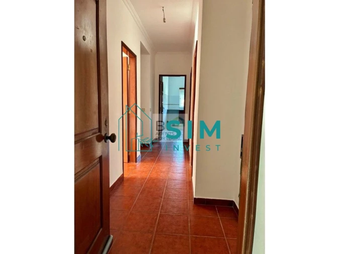 Apartamento T3 para Venda em Amiais de Baixo Foto 1