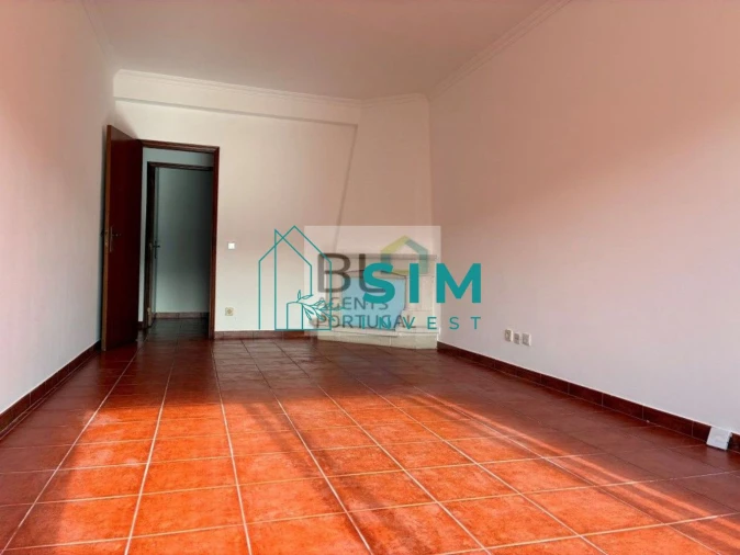 Apartamento T3 para Venda em Amiais de Baixo Foto 6