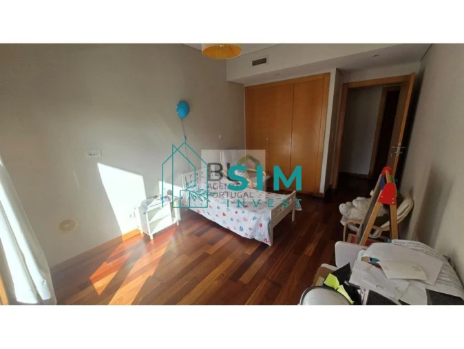 Apartamento T2 para Venda em Odivelas Foto 8