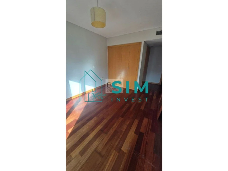 Apartamento T2 para Venda em Odivelas Foto 17