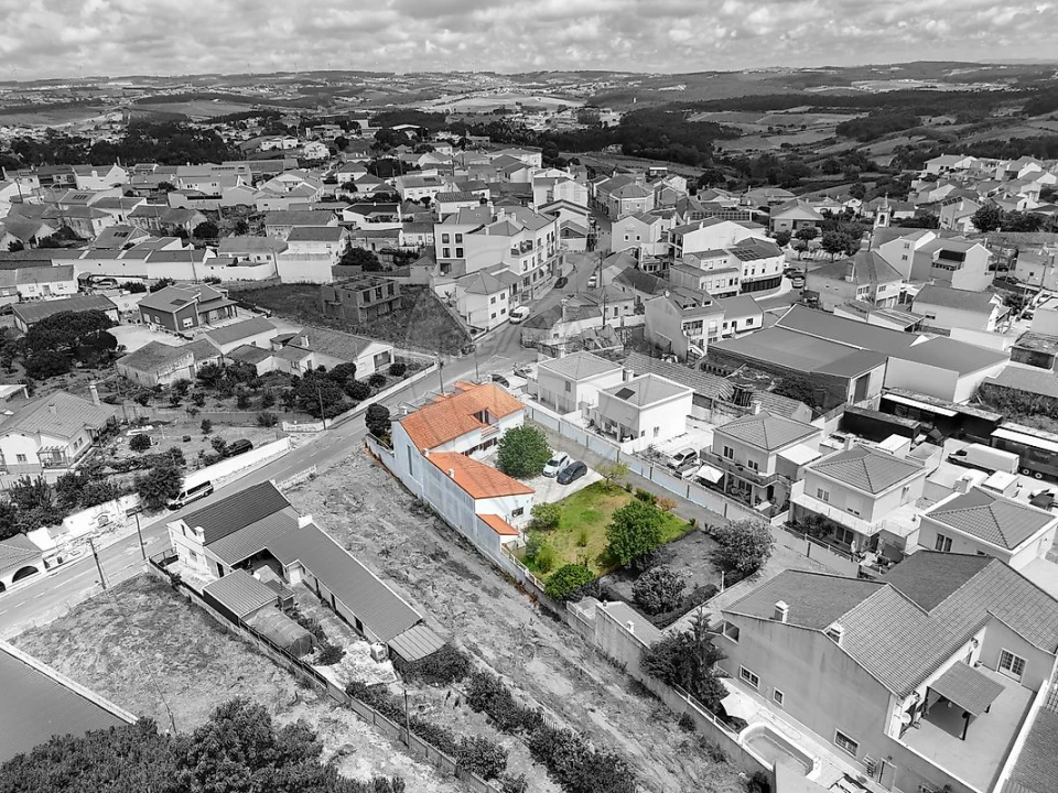 Moradia T5 para Venda em Campelos e Outeiro da Cabeça Foto 41