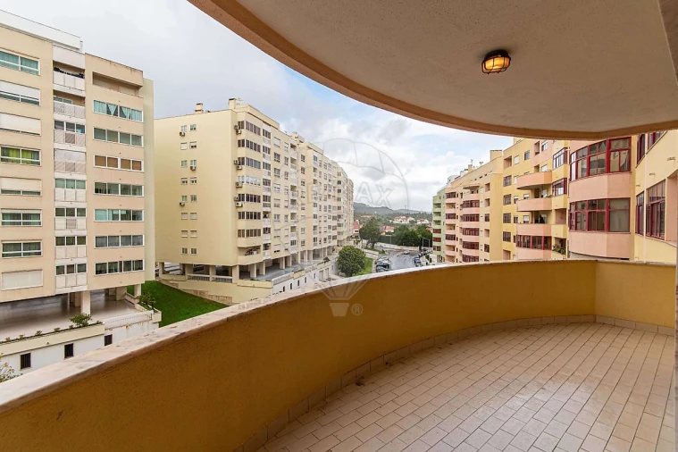 Apartamento T2 para Arrendamento em Póvoa de Santa Iria e Forte da Casa Foto 5