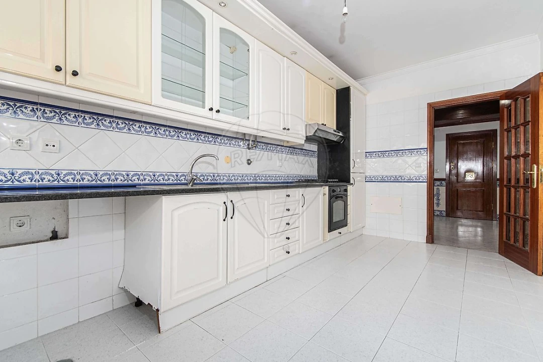 Apartamento T2 para Arrendamento em Póvoa de Santa Iria e Forte da Casa Foto 2