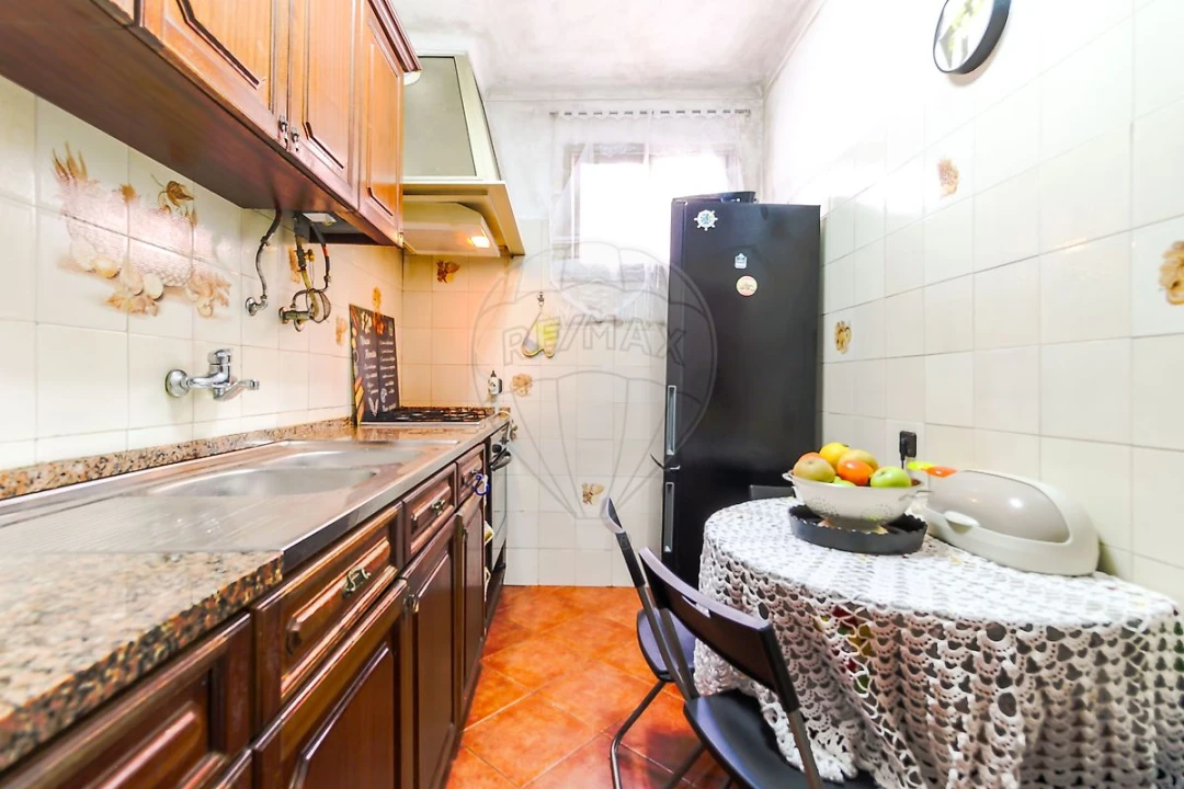 Garagem para Venda em Alverca do Ribatejo e Sobralinho Foto 10