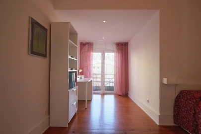 Apartamento T3 para Venda em Campo de Ourique