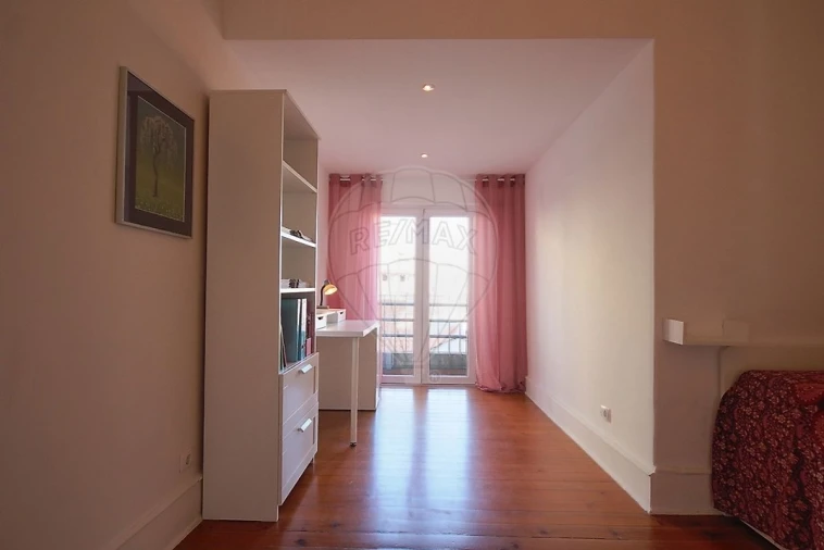 Apartamento T3 para Venda em Campo de Ourique Foto 16