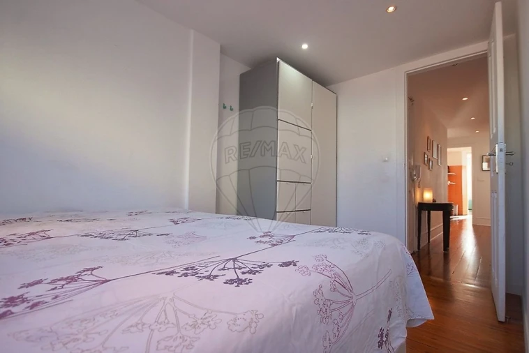 Apartamento T3 para Venda em Campo de Ourique Foto 14