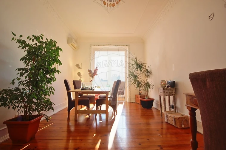 Apartamento T3 para Venda em Campo de Ourique Foto 29