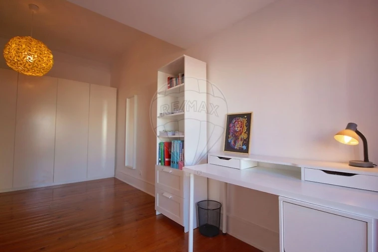 Apartamento T3 para Venda em Campo de Ourique Foto 18