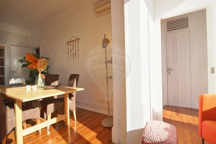 Apartamento T3 para Venda em Campo de Ourique Foto 24