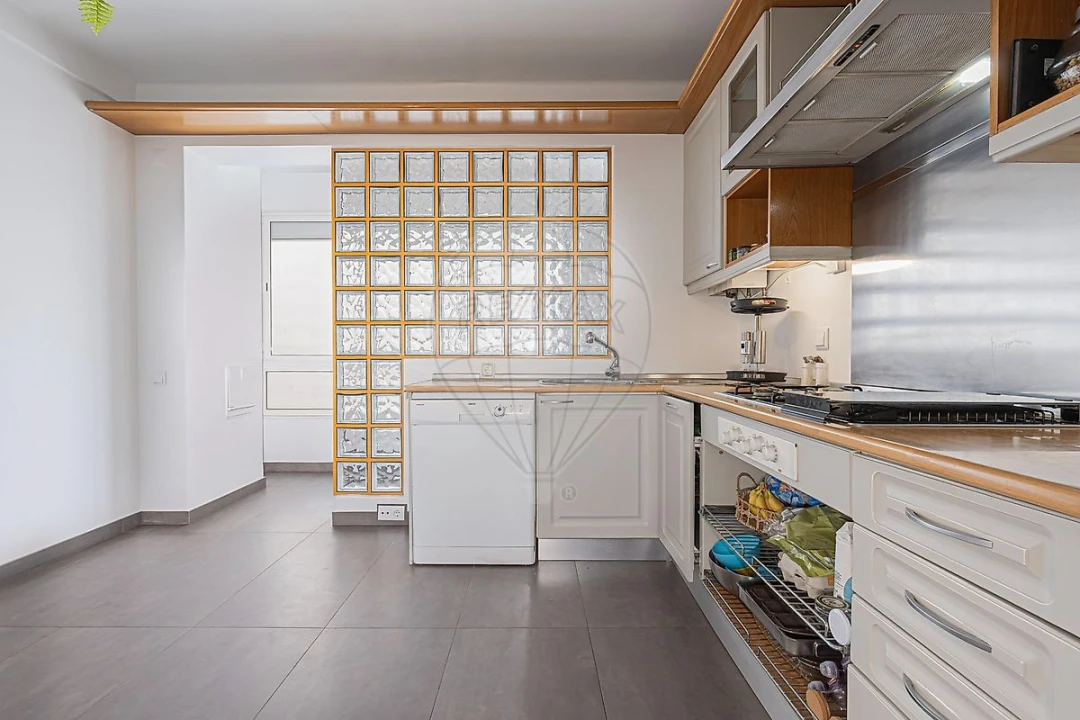 Apartamento T3 para Arrendamento em Moscavide e Portela Foto 38