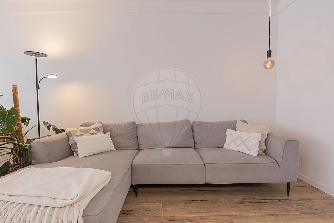 Apartamento T3 para Arrendamento em Moscavide e Portela Foto 3