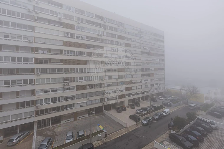 Apartamento T3 para Arrendamento em Moscavide e Portela Foto 47