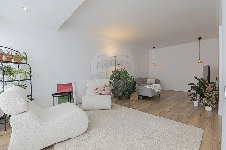 Apartamento T3 para Arrendamento em Moscavide e Portela Foto 7