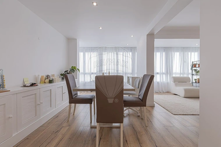 Apartamento T3 para Arrendamento em Moscavide e Portela Foto 11