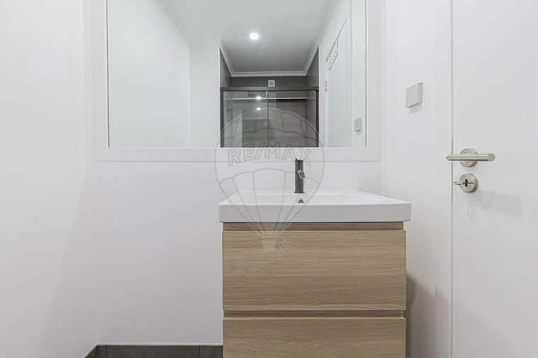 Apartamento T3 para Arrendamento em Moscavide e Portela Foto 19