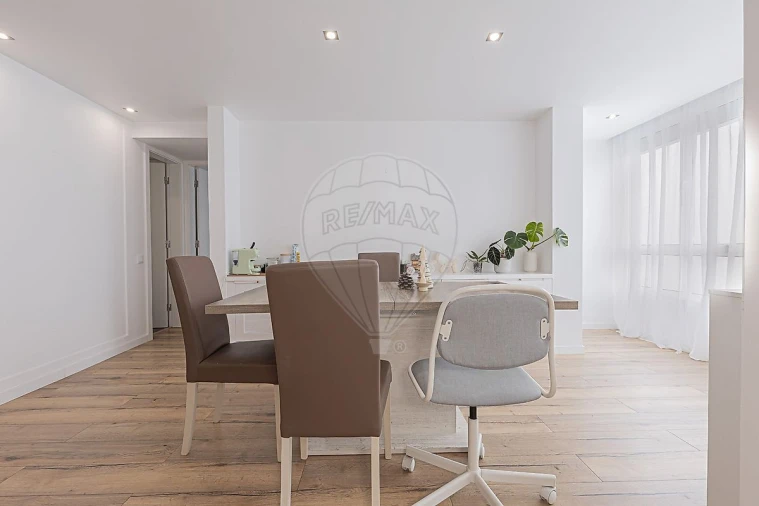 Apartamento T3 para Arrendamento em Moscavide e Portela Foto 15