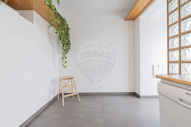 Apartamento T3 para Arrendamento em Moscavide e Portela Foto 40