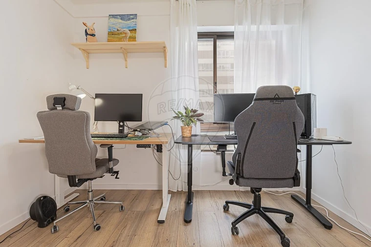 Apartamento T3 para Arrendamento em Moscavide e Portela Foto 33