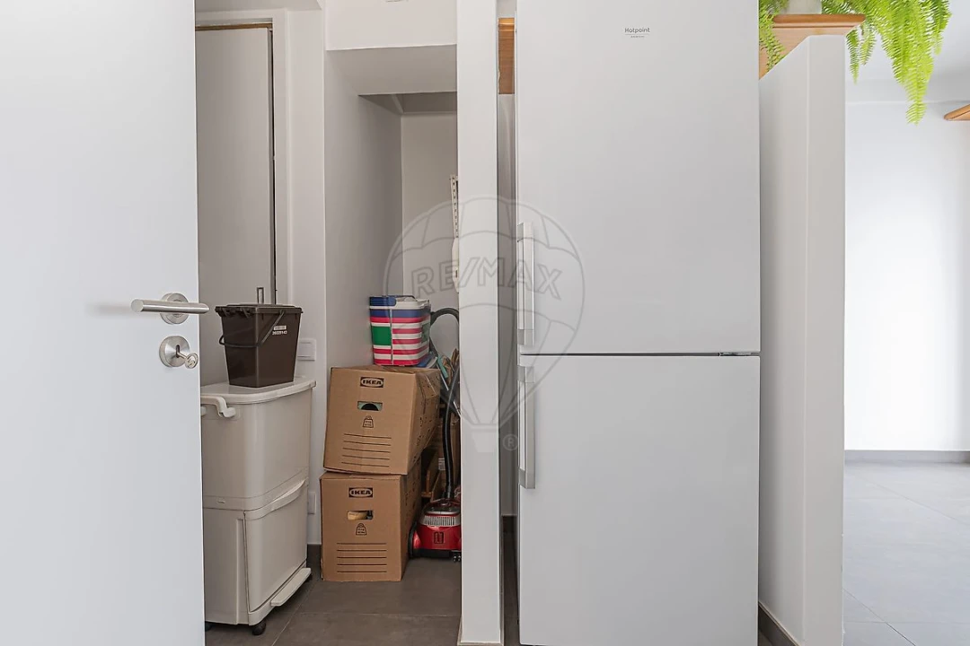 Apartamento T3 para Arrendamento em Moscavide e Portela Foto 44