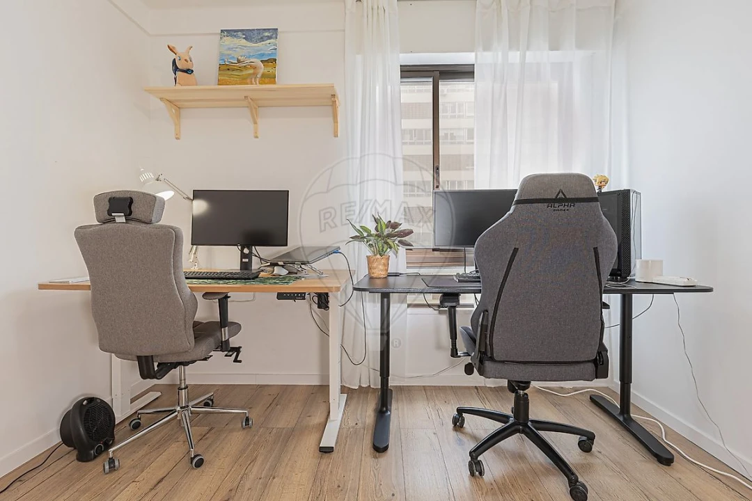 Apartamento T3 para Arrendamento em Moscavide e Portela Foto 33