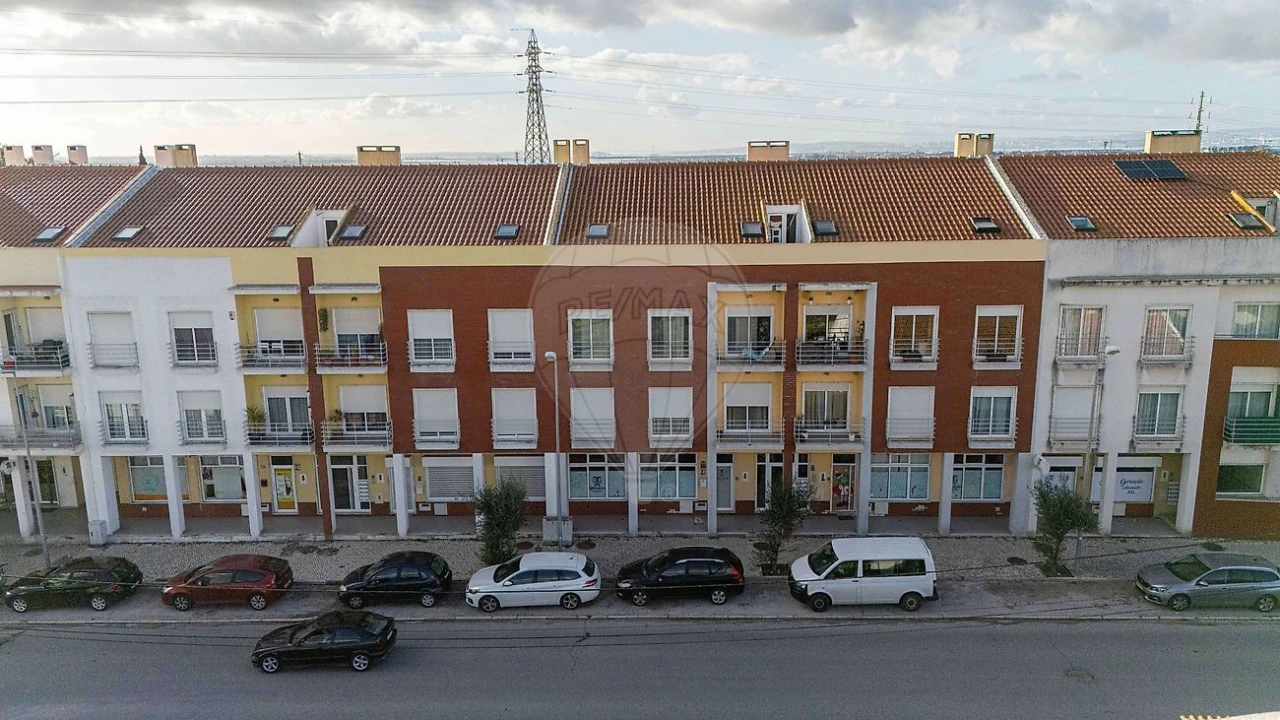 Apartamento T2 para Venda em Atalaia e Alto Estanqueiro-Jardia Foto 28