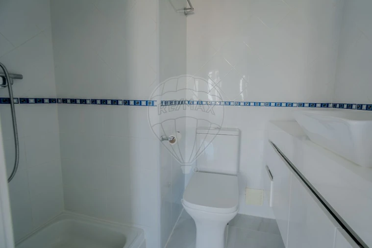 Apartamento T3 para Arrendamento em Carcavelos e Parede Foto 25