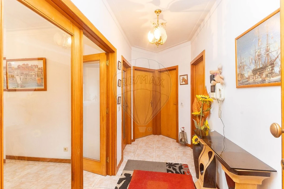 Apartamento T2 para Venda em Grijó e Sermonde Foto 29