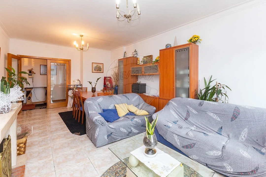 Apartamento T2 para Venda em Grijó e Sermonde Foto 26