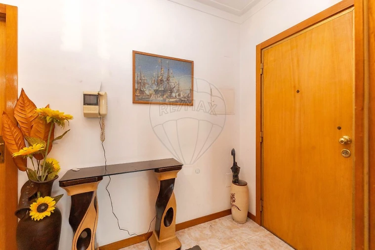 Apartamento T2 para Venda em Grijó e Sermonde Foto 28