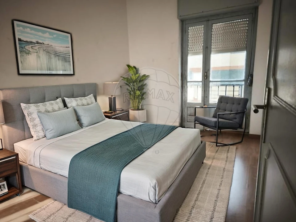 Apartamento T2 para Venda em Agualva e Mira-Sintra Foto 2