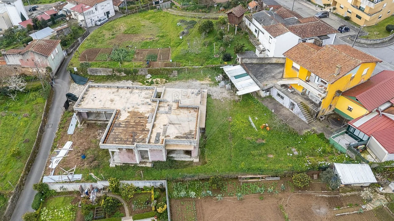 Terreno para Venda em Sandim, Olival, Lever e Crestuma Foto 13