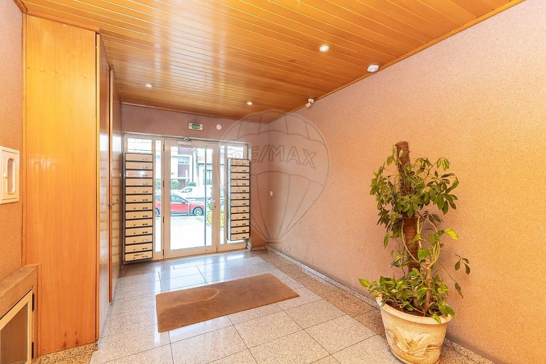 Apartamento T3 para Venda em Aguas Santas Foto 3