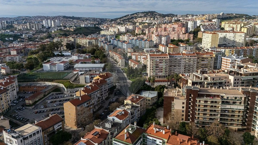 Apartamento T2 para Arrendamento em Odivelas Foto 44