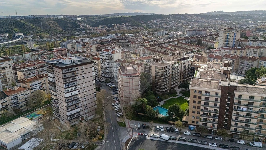 Apartamento T2 para Arrendamento em Odivelas Foto 37