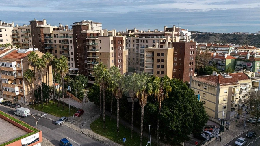 Apartamento T2 para Arrendamento em Odivelas Foto 25