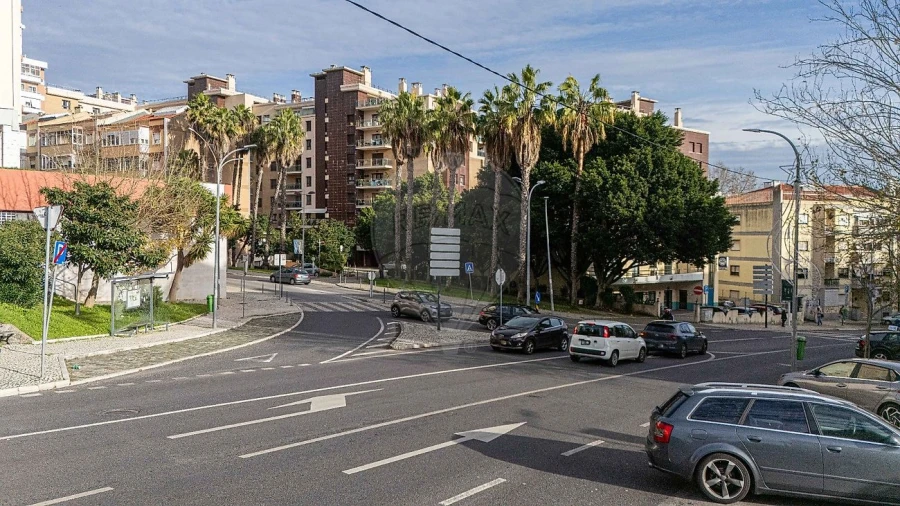 Apartamento T2 para Arrendamento em Odivelas Foto 26