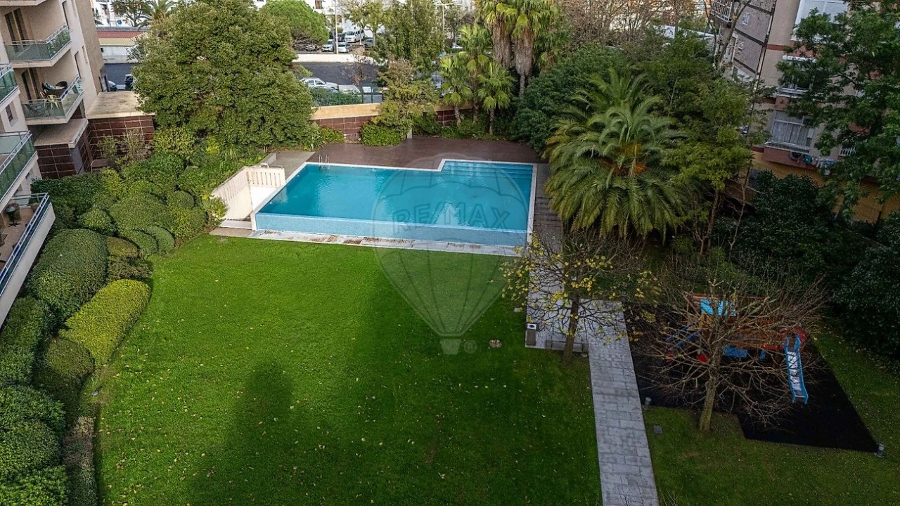 Apartamento T2 para Arrendamento em Odivelas Foto 28