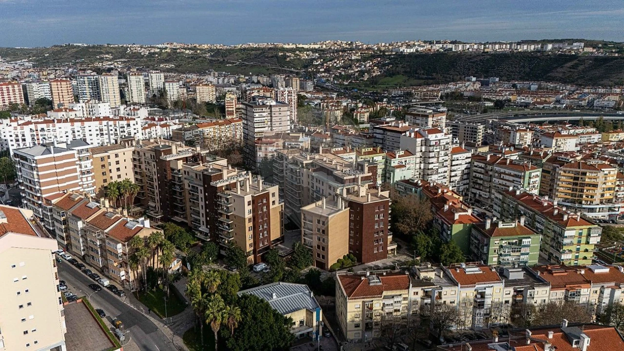 Apartamento T2 para Arrendamento em Odivelas Foto 41