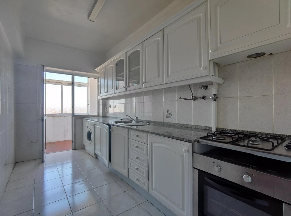 Apartamento T2 para Venda em Amora Foto 7
