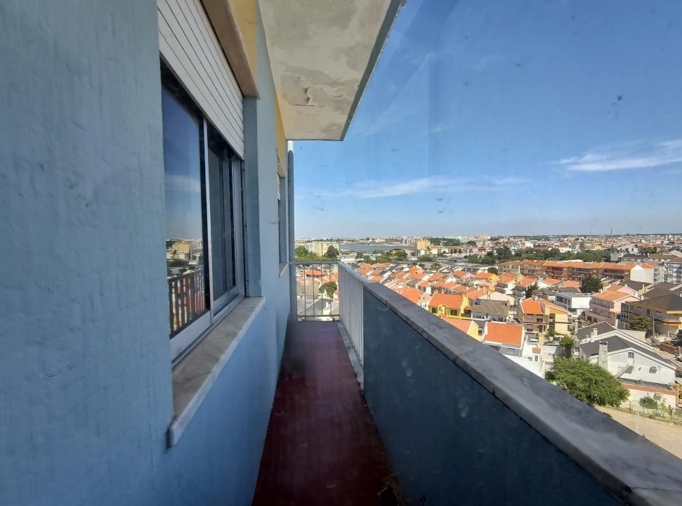 Apartamento T2 para Venda em Amora Foto 9