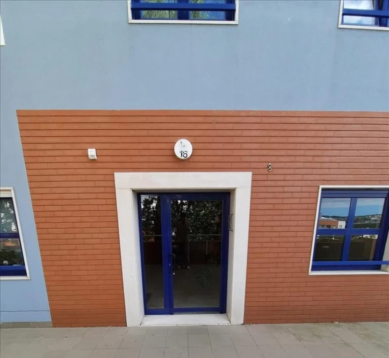 Apartamento T2 para Venda em Venteira Foto 3