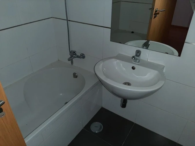 Apartamento T2 para Venda em Olhão Foto 11